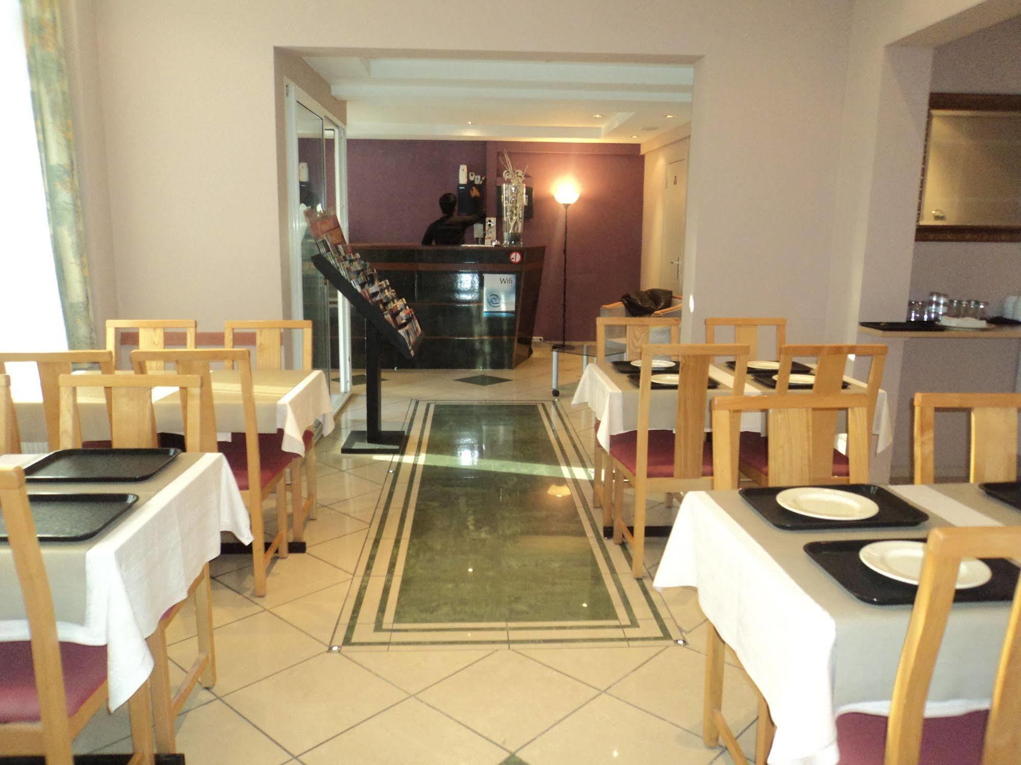 Hotel Albergo Saint-Josse-ten-Noode Exterior photo